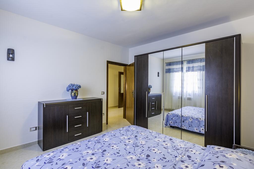 Apartmani Radmila Nova Vas  Exteriör bild